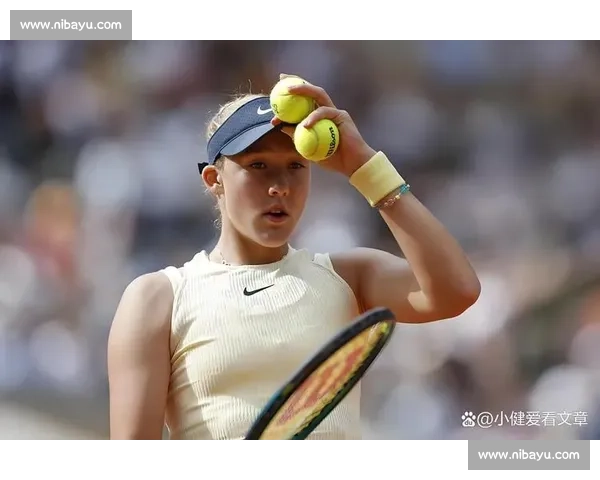 温网焦点战再掀高潮新星老将同场争锋草地传奇续写荣耀篇章引爆全场 - 副本 (2)