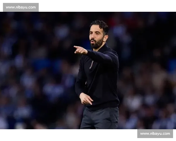 球队突发换帅决定引发赛季前景巨大变局管理层深夜官宣震动联赛格局 - 副本 (2)